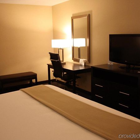 Holiday Inn Express - Ludlow - Chicopee Area By Ihg Ngoại thất bức ảnh